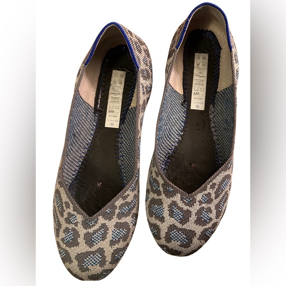 Rothy's Women's size 9.5 The Flat Rounded Toe Gray and Blue Cheetah Print Flats‎ - Picture 6 of 8